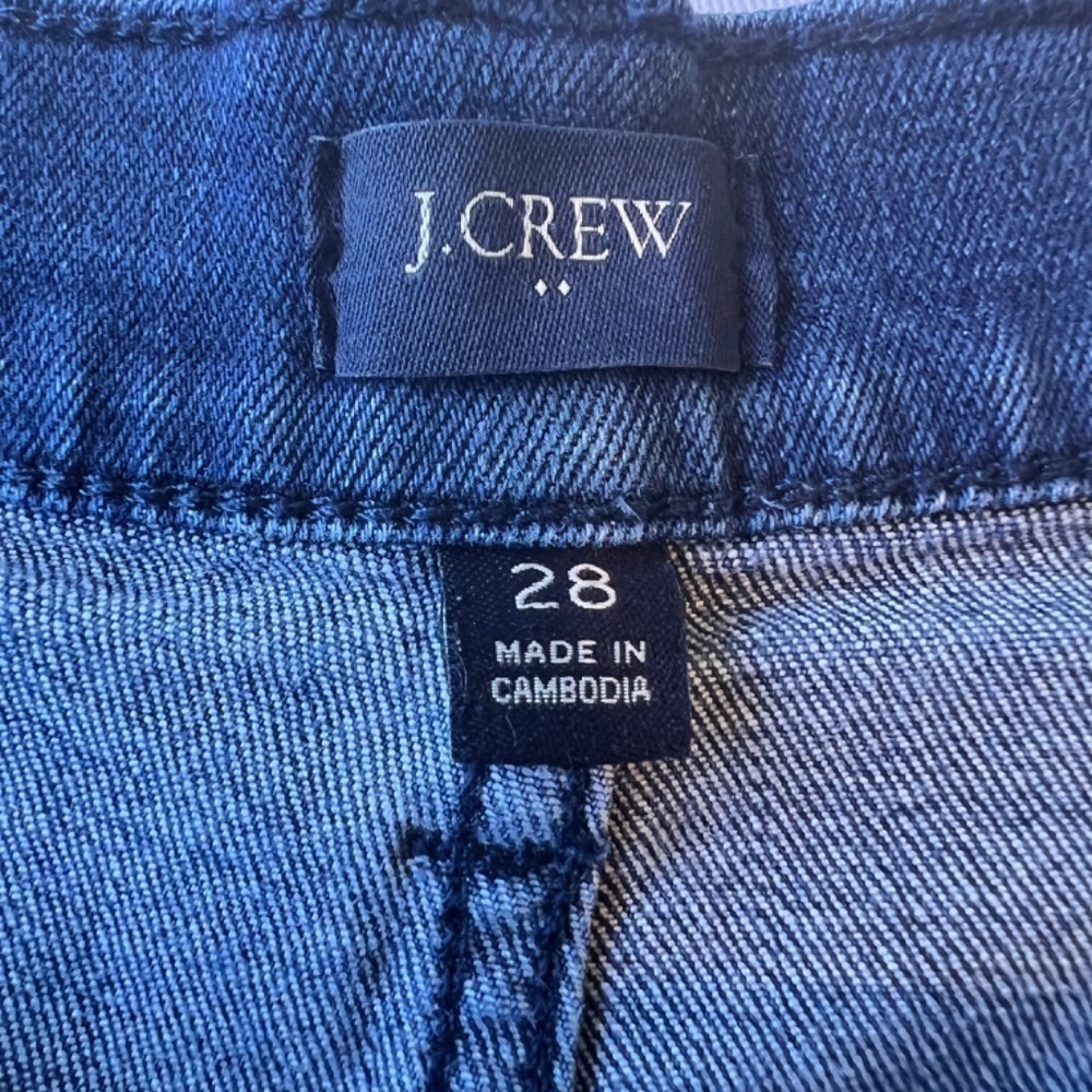 *FIRM PRICE* J. Crew button front denim shorts with front patch pockets sz 28 - Picture 8 of 9